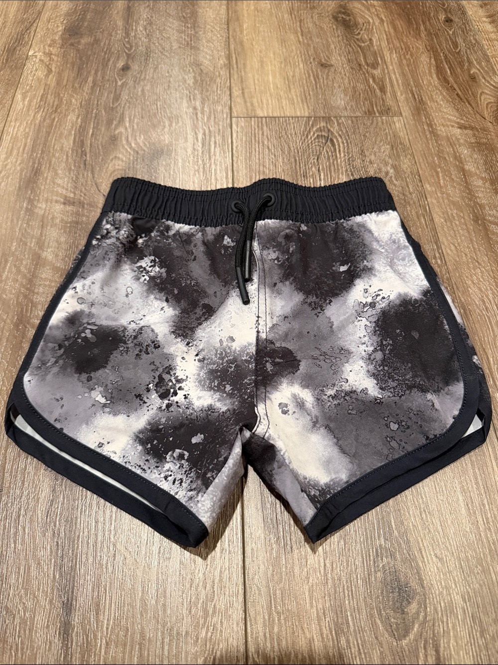 Little Bipsy Black & Gray Swim Shorts Size: 4-5T